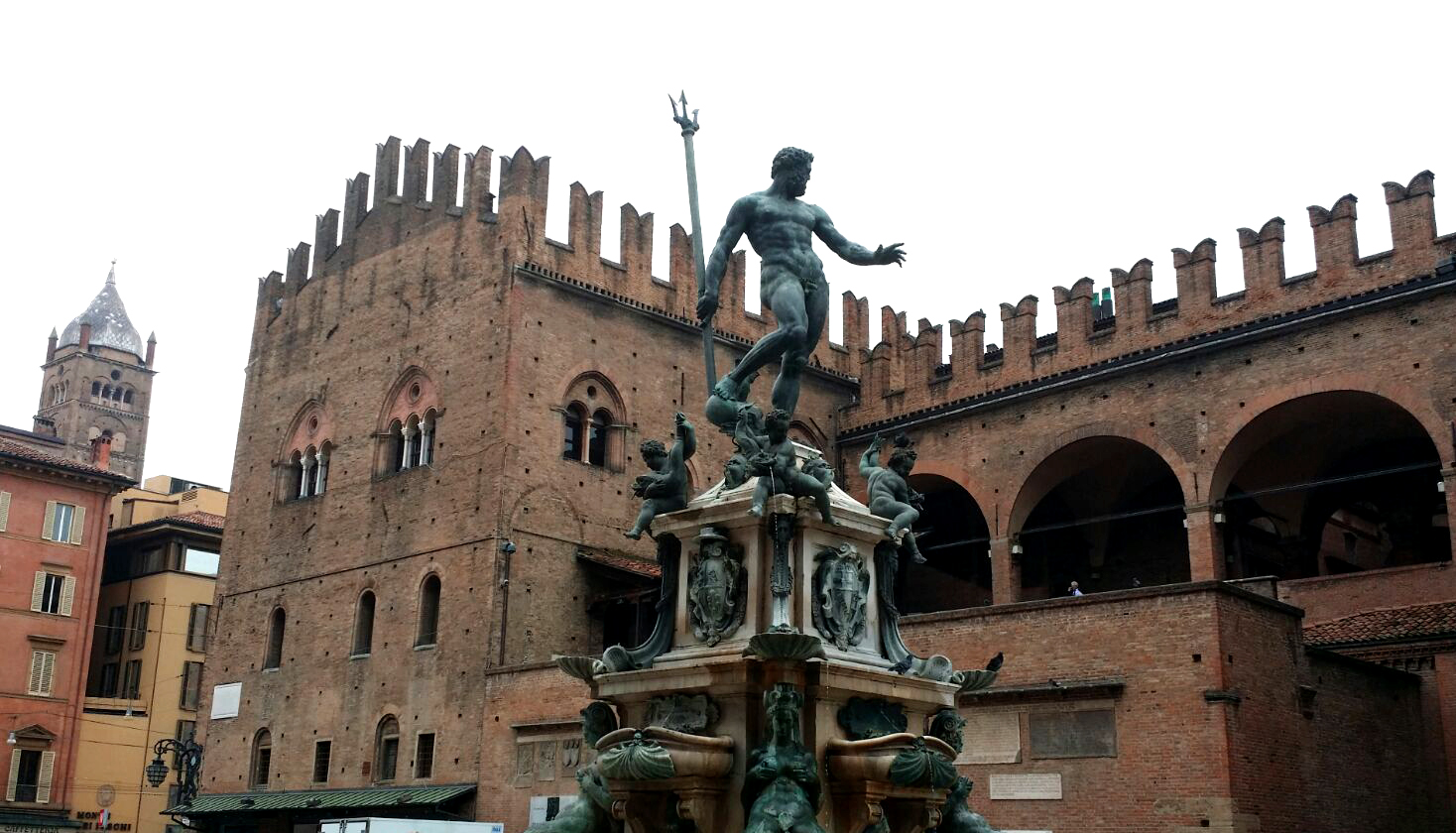 Fuente Neptuno Bolonia